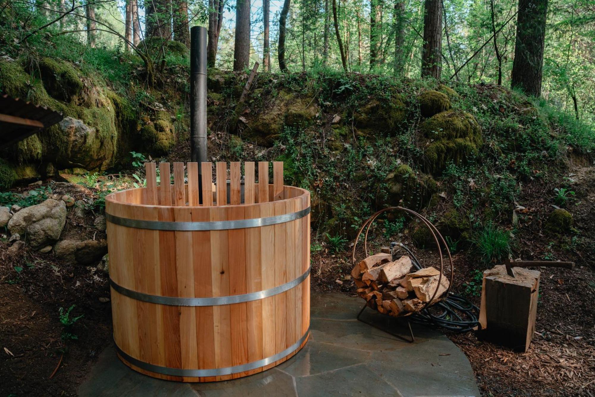 Magical Yurt In The Woods - 2 Miles From Town 호텔 네바다시티 외부 사진